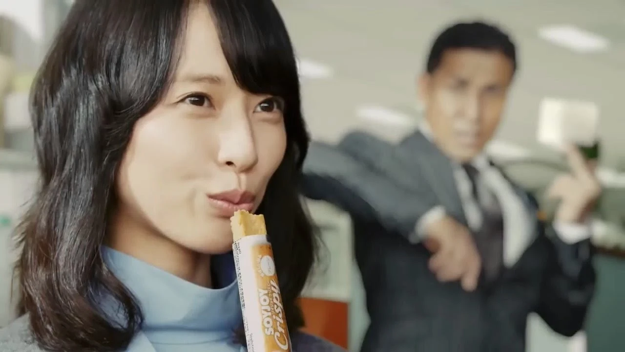 【日本CM】戶田惠梨香輕鬆面對街上吃豆腐的人原因為何？